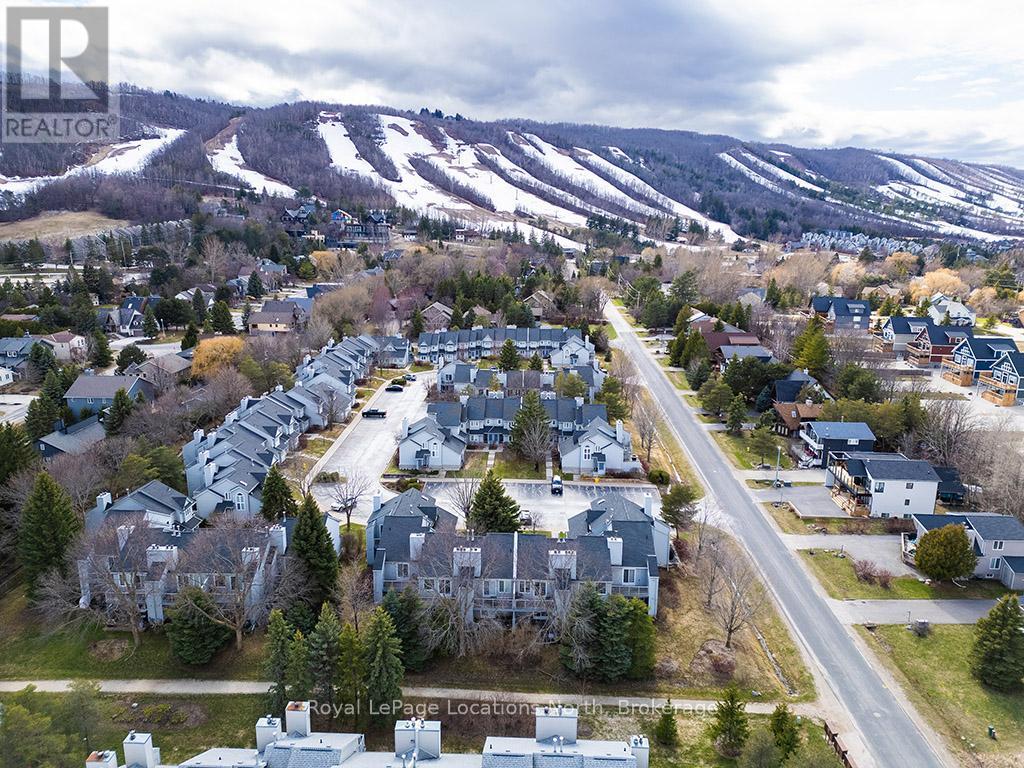 38 - 146 Settlers Way, Blue Mountains, Ontario  L9Y 0N9 - Photo 2 - X12444841