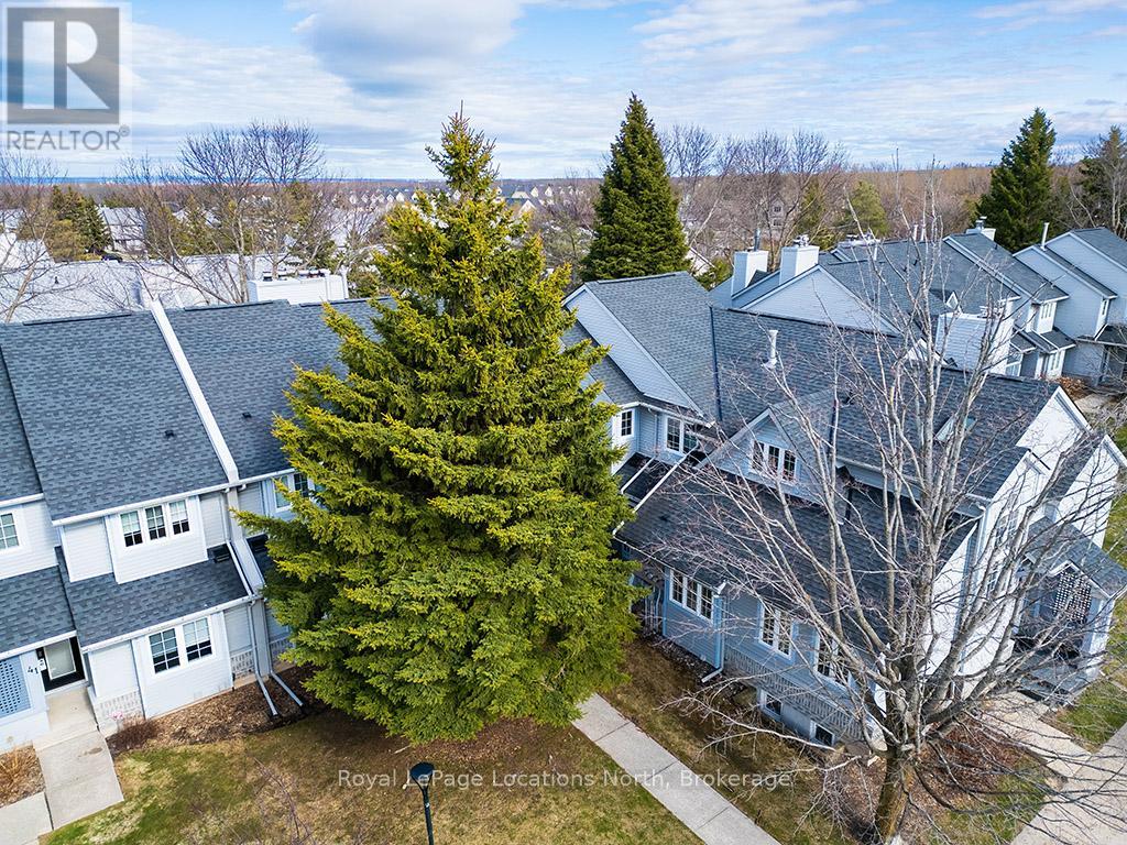 38 - 146 Settlers Way, Blue Mountains, Ontario  L9Y 0N9 - Photo 3 - X12444841