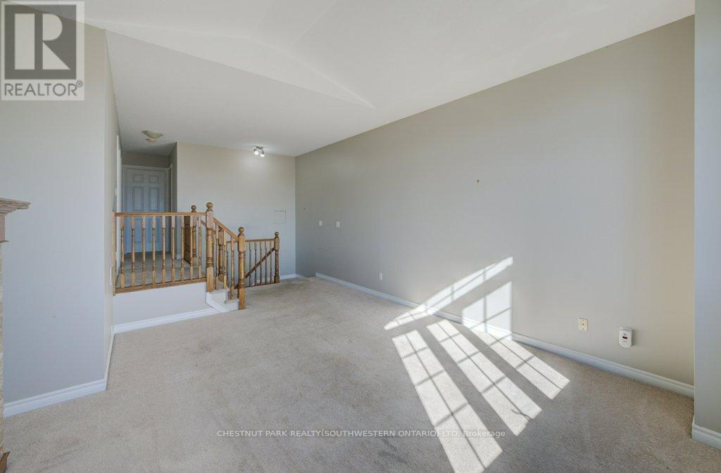 404 Tealby Crescent, Waterloo, Ontario  N2J 4Y8 - Photo 21 - X12378292