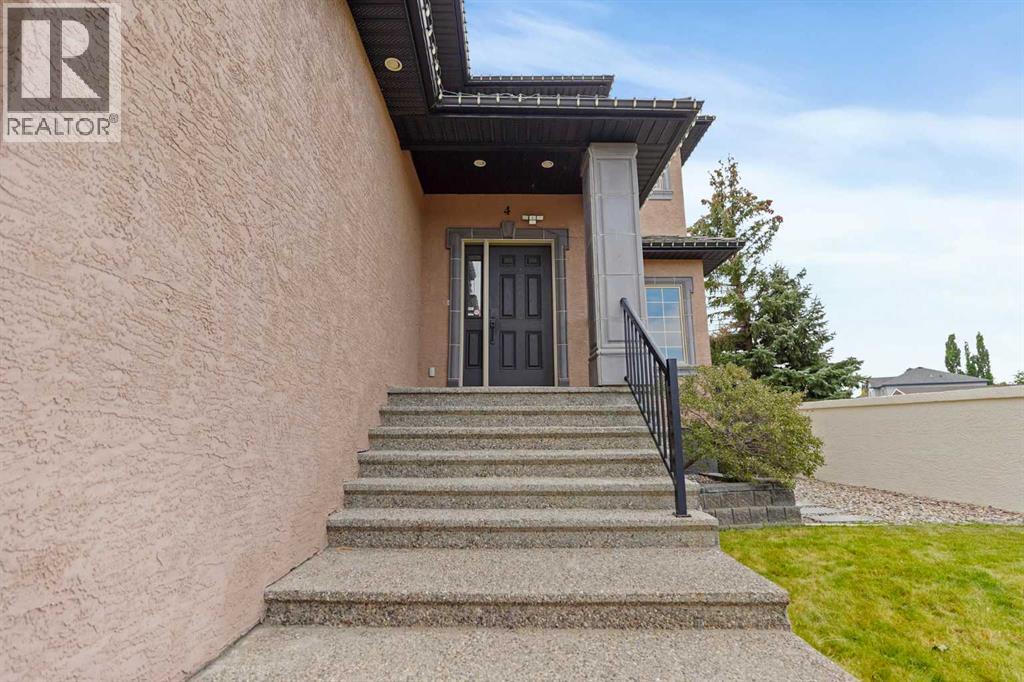 4 Heritage Point W, Lethbridge, Alberta  T1K 7Z4 - Photo 3 - A2261133