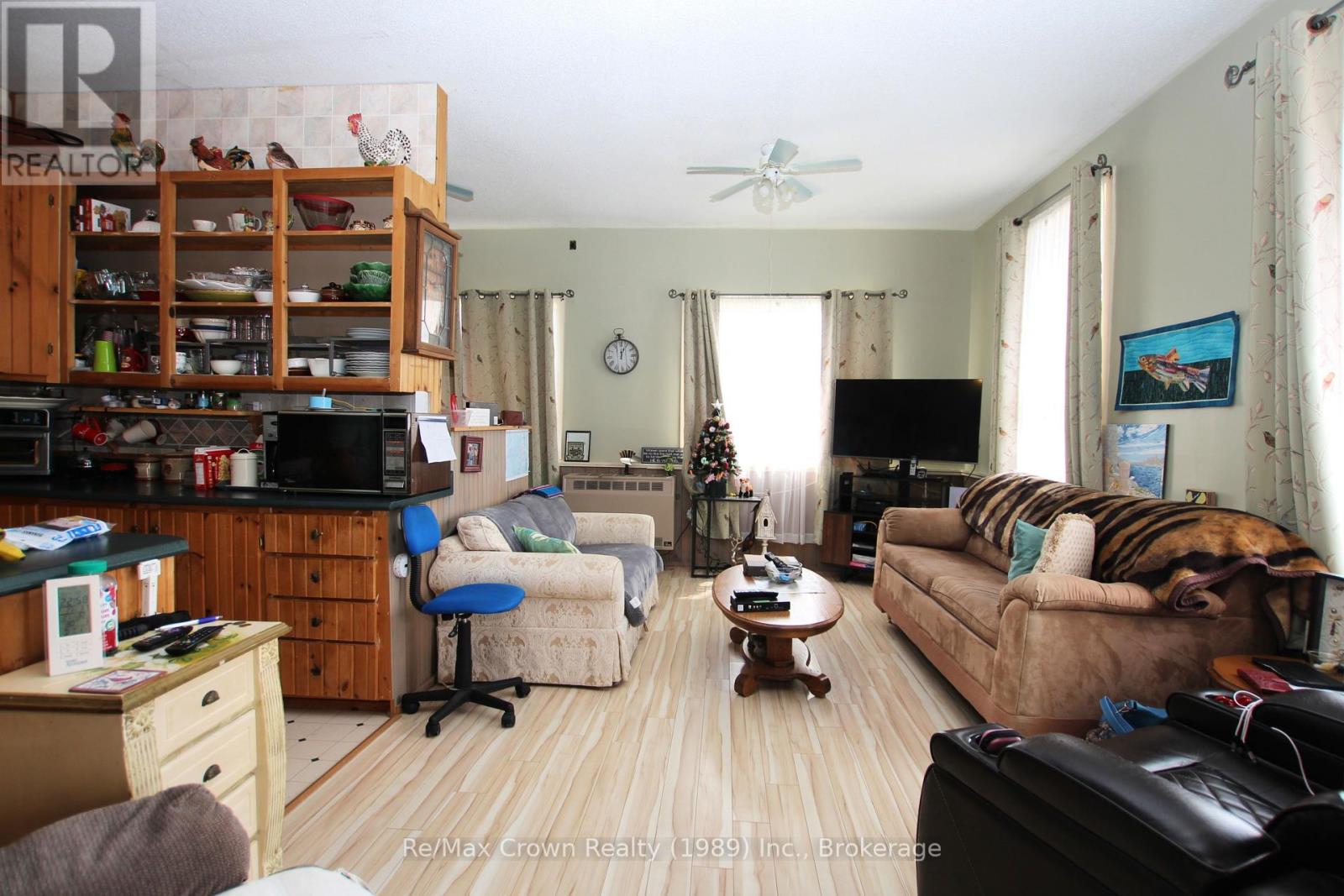 85/84 Wilson Lake Road, Parry Sound Remote Area, Ontario  P0H 1Y0 - Photo 12 - X12444852