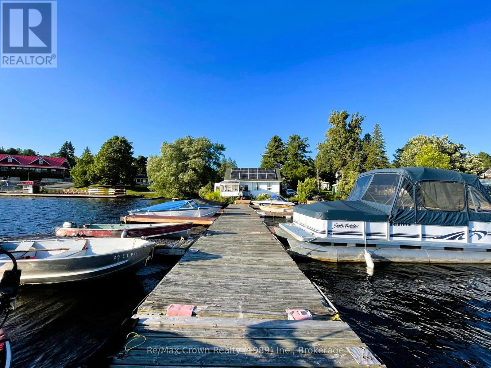 85/84 Wilson Lake Road, Parry Sound Remote Area, Ontario  P0H 1Y0 - Photo 2 - X12444852