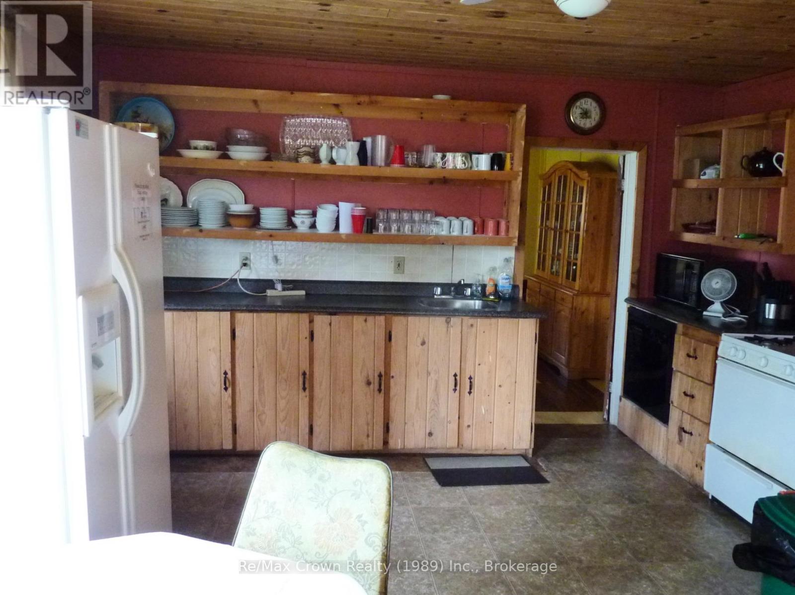 85/84 Wilson Lake Road, Parry Sound Remote Area, Ontario  P0H 1Y0 - Photo 29 - X12444852