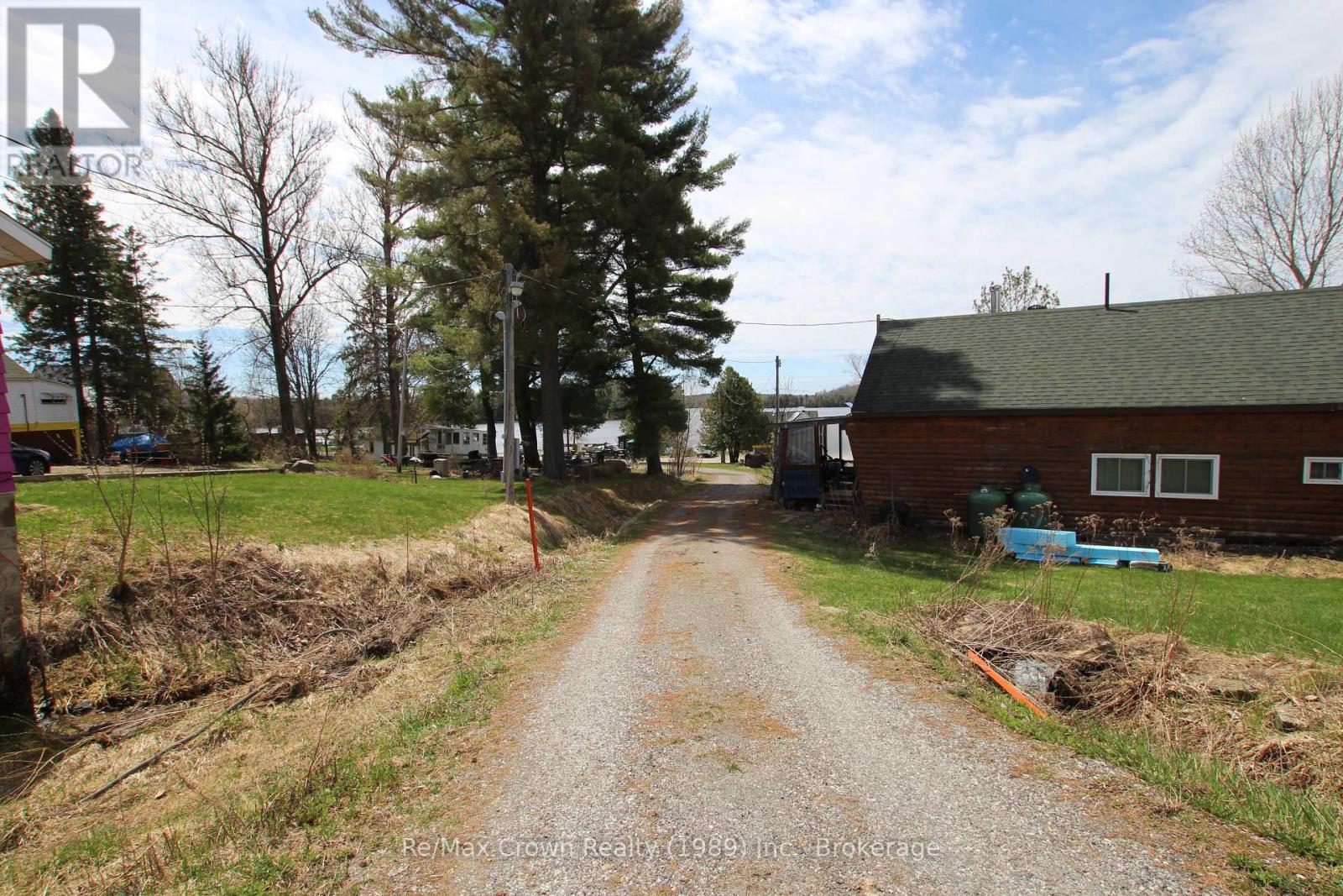 85/84 Wilson Lake Road, Parry Sound Remote Area, Ontario  P0H 1Y0 - Photo 33 - X12444852