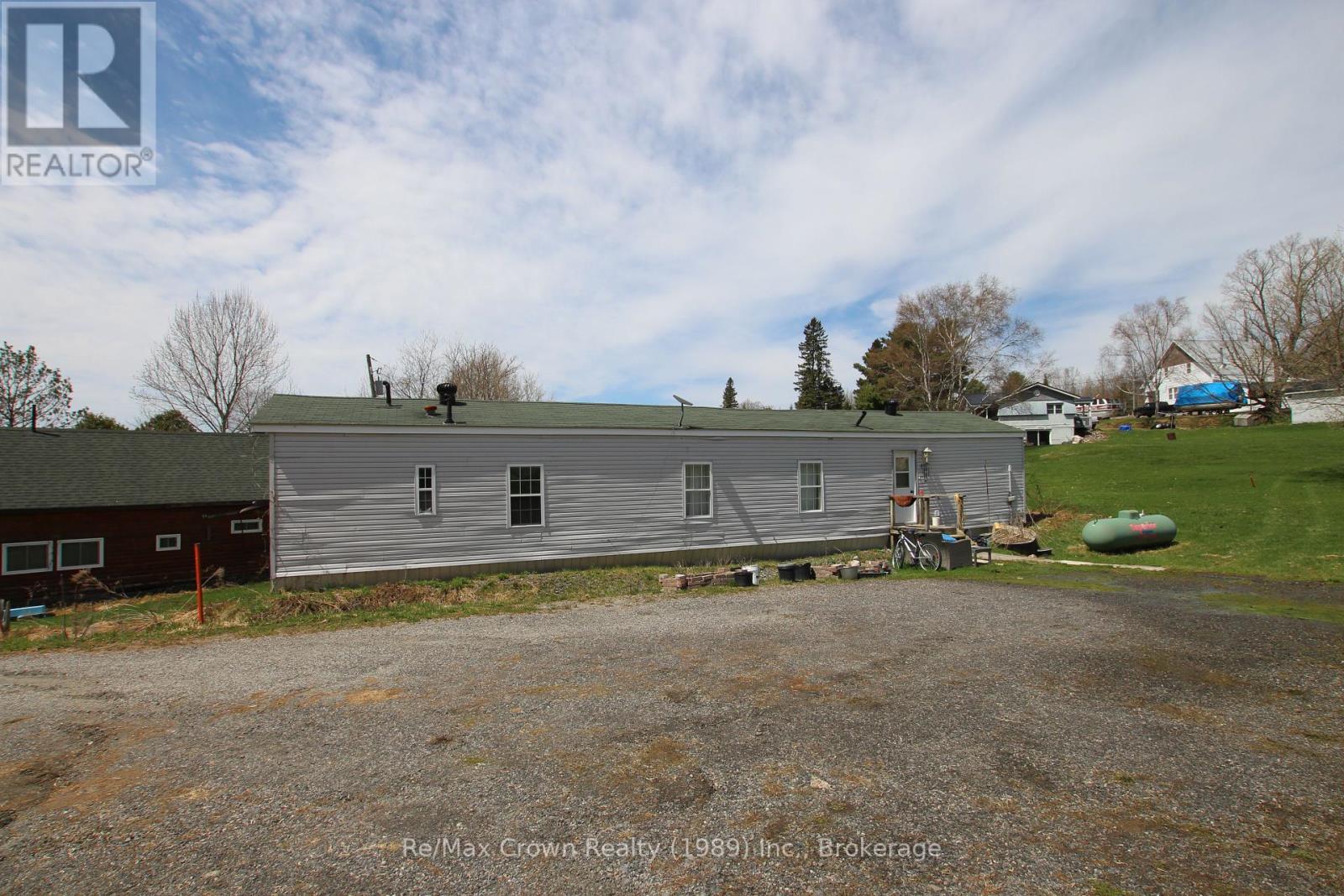 85/84 Wilson Lake Road, Parry Sound Remote Area, Ontario  P0H 1Y0 - Photo 42 - X12444852