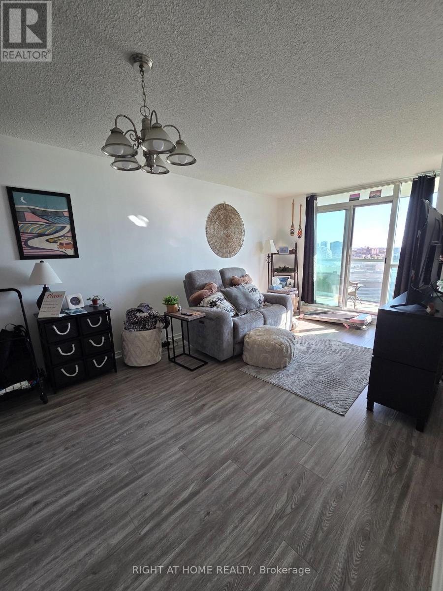 1406 - 2545 Erin Centre Boulevard, Mississauga, Ontario  L5M 6Z9 - Photo 15 - W12444837