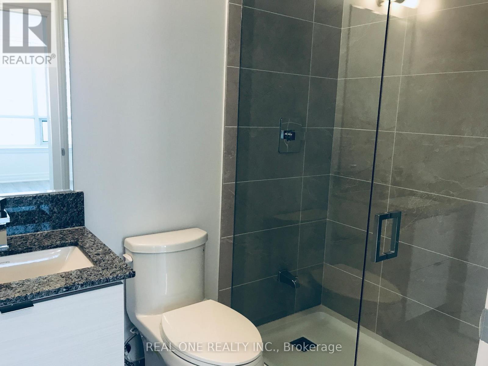 1010 - 36 Elm Drive W, Mississauga, Ontario  L5B 0N3 - Photo 12 - W12444838