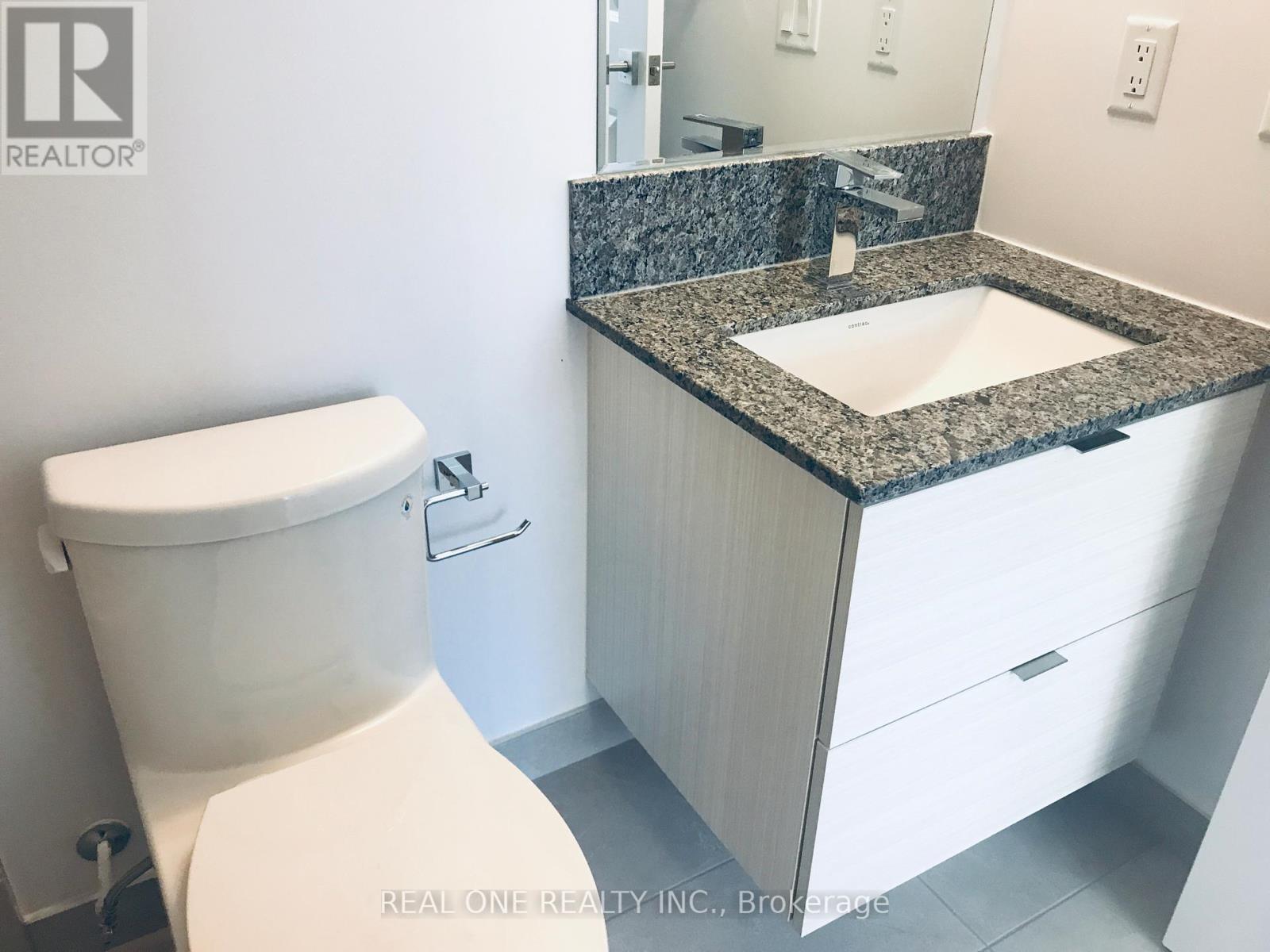 1010 - 36 Elm Drive W, Mississauga, Ontario  L5B 0N3 - Photo 15 - W12444838