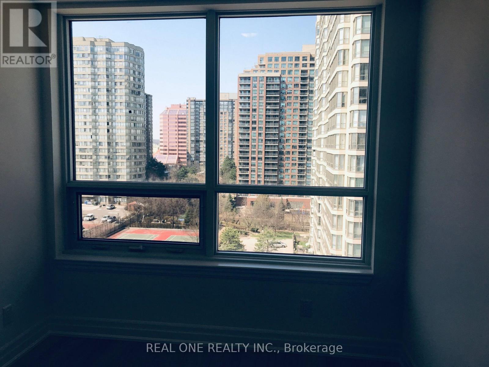 1010 - 36 Elm Drive W, Mississauga, Ontario  L5B 0N3 - Photo 19 - W12444838