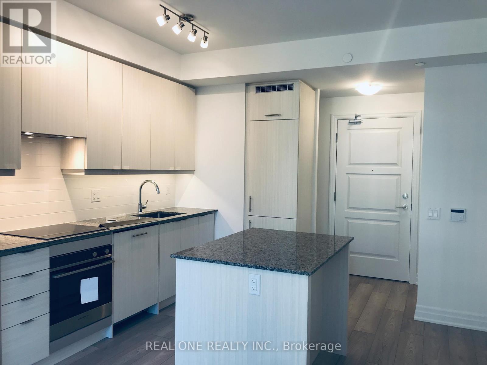1010 - 36 Elm Drive W, Mississauga, Ontario  L5B 0N3 - Photo 8 - W12444838