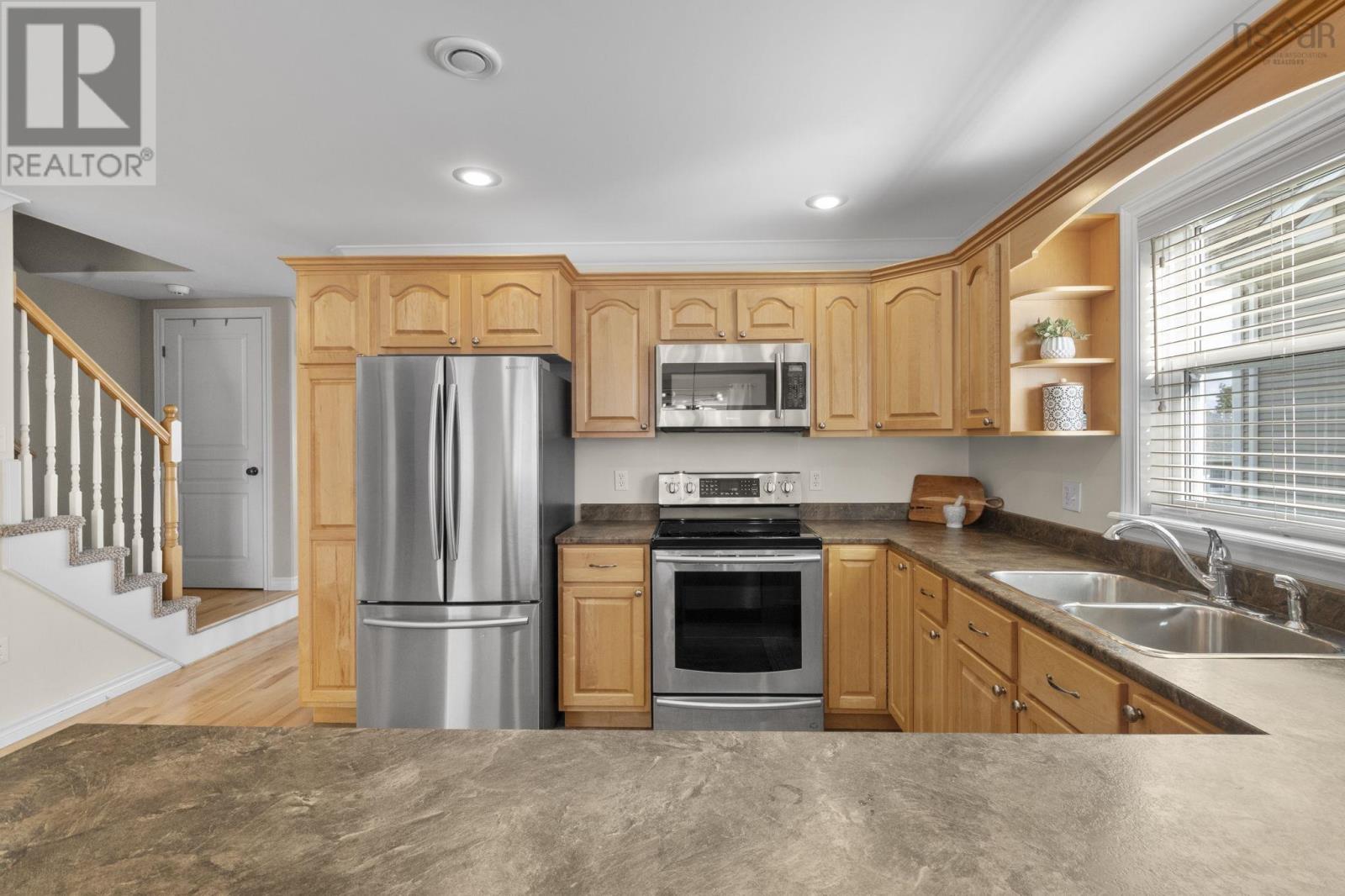 56 Fleetview Drive, Halifax, Nova Scotia  B3M 4W2 - Photo 10 - 202525026
