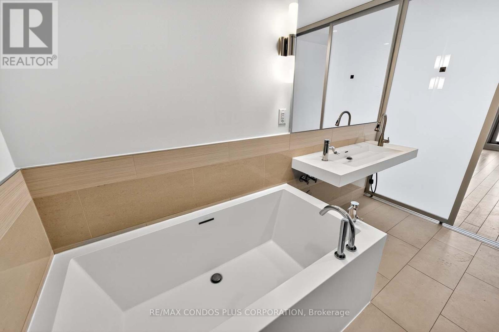 207 - 390 Cherry Street, Toronto, Ontario  M5A 0E2 - Photo 25 - C12444853