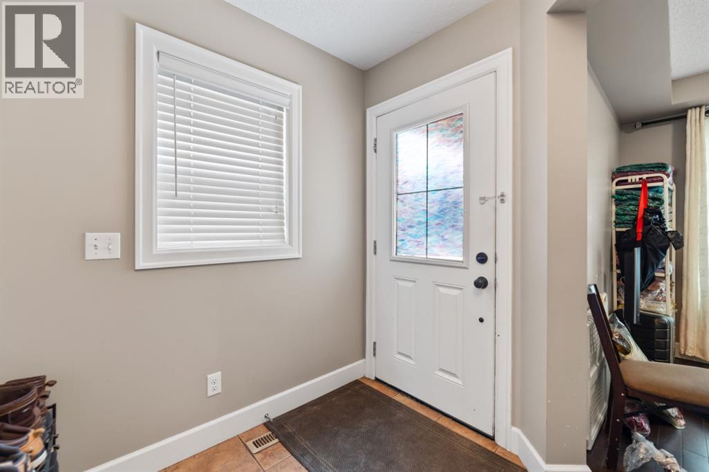 935 Windhaven Close Sw, Airdrie, Alberta  T4B 0P2 - Photo 6 - A2261918