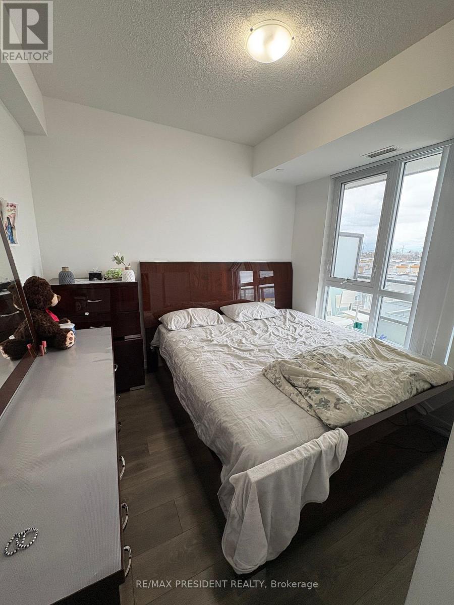 611 - 10 Honeycrisp Crescent, Vaughan, Ontario  L4K 0M7 - Photo 5 - N12444857