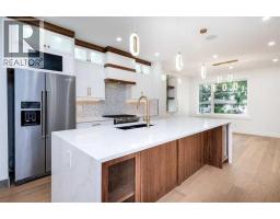 105 Hartford Road NW Highwood