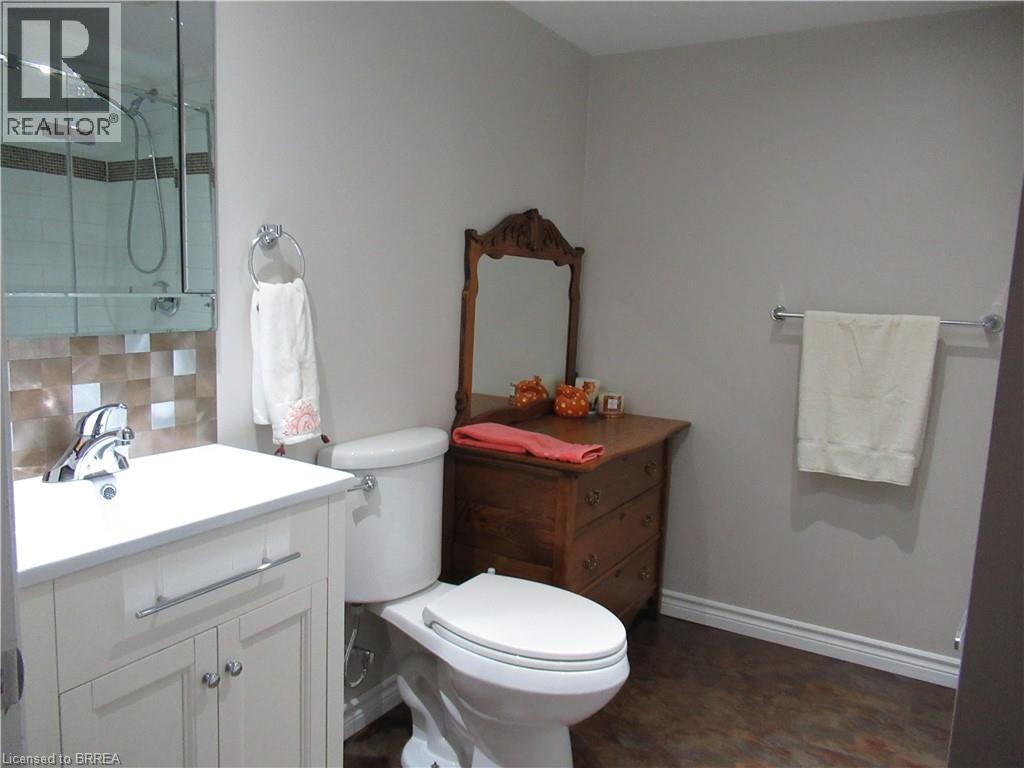 26 Terrance Drive, Brantford, Ontario  N3R 3G1 - Photo 24 - 40775950