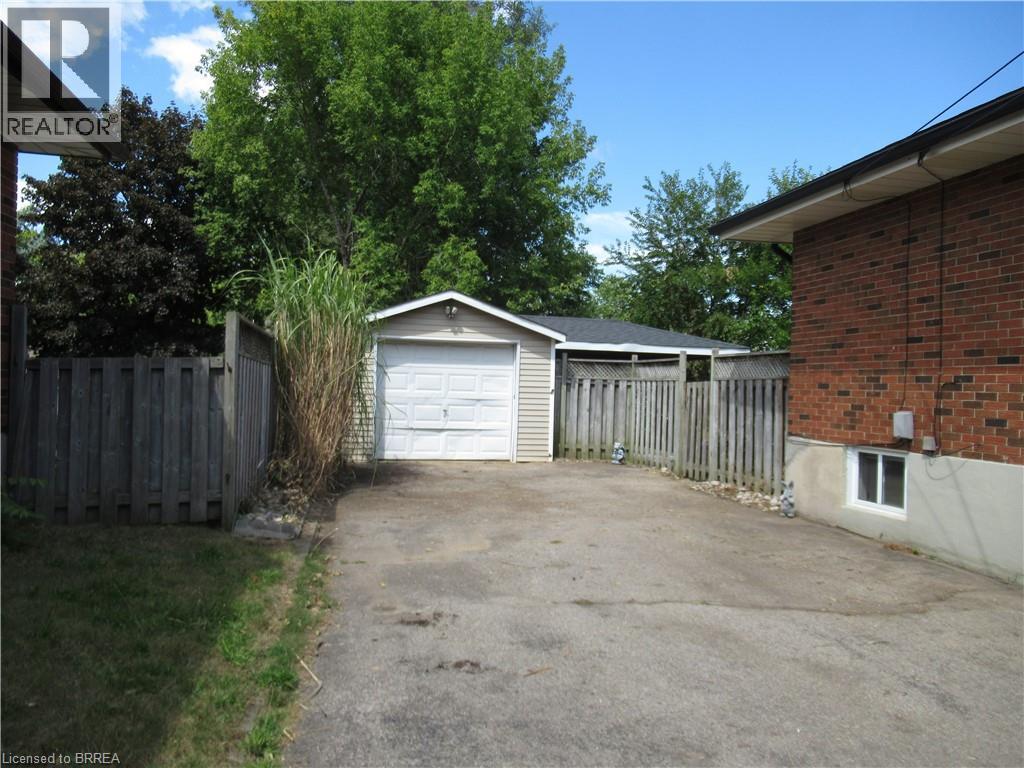 26 Terrance Drive, Brantford, Ontario  N3R 3G1 - Photo 35 - 40775950