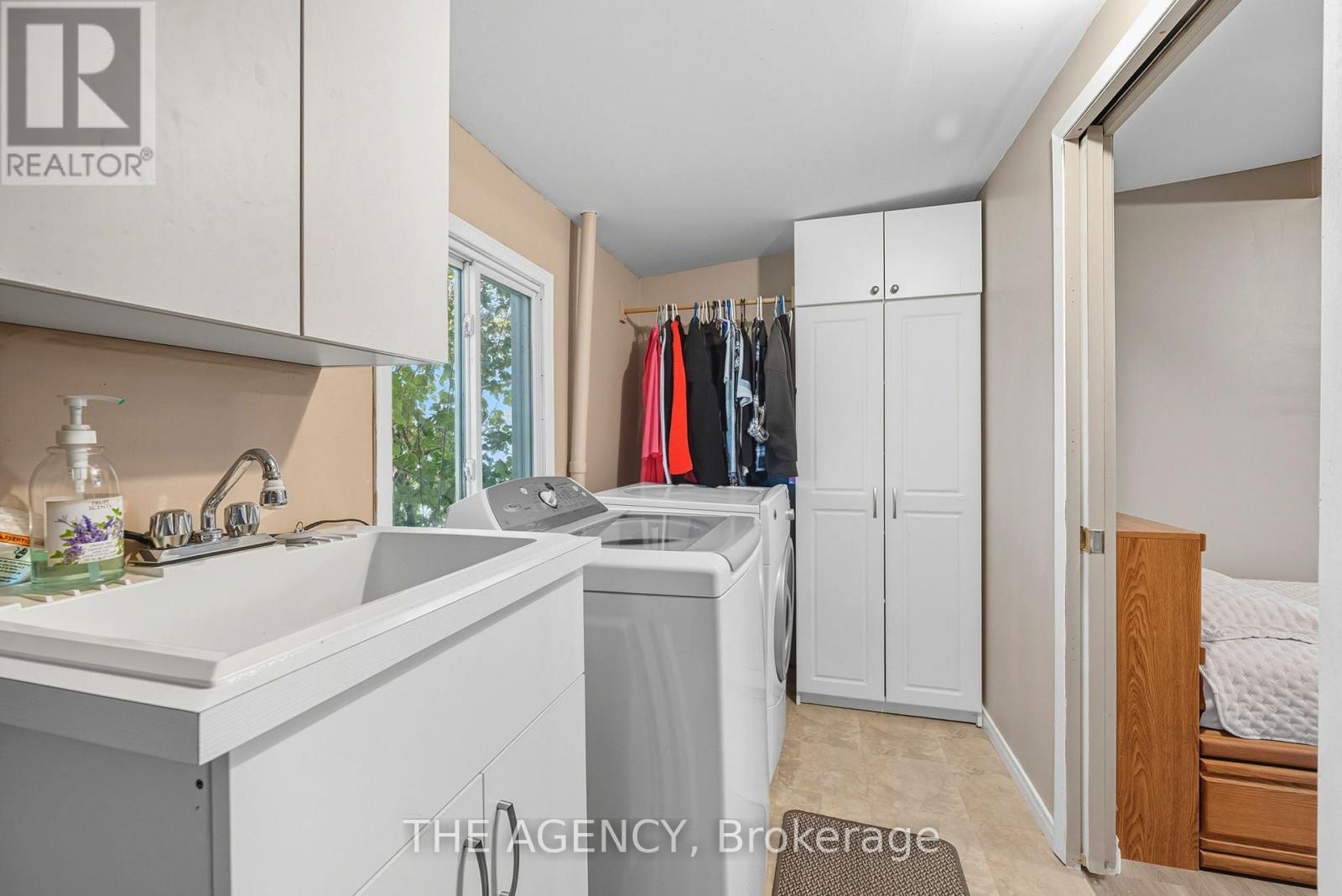 6359 Lyons Creek Road, Niagara Falls, Ontario  L2G 0L9 - Photo 24 - X12444869