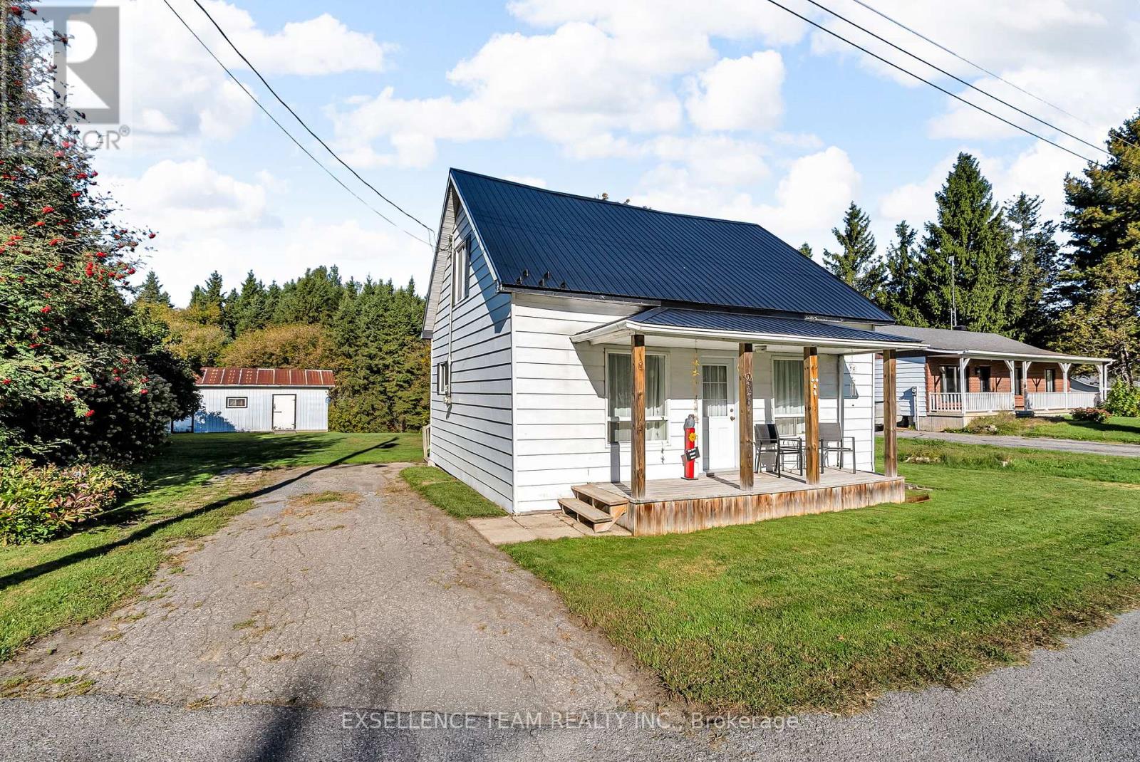 226 St Bernardin Street, The Nation, Ontario  K0B 1R0 - Photo 2 - X12444865