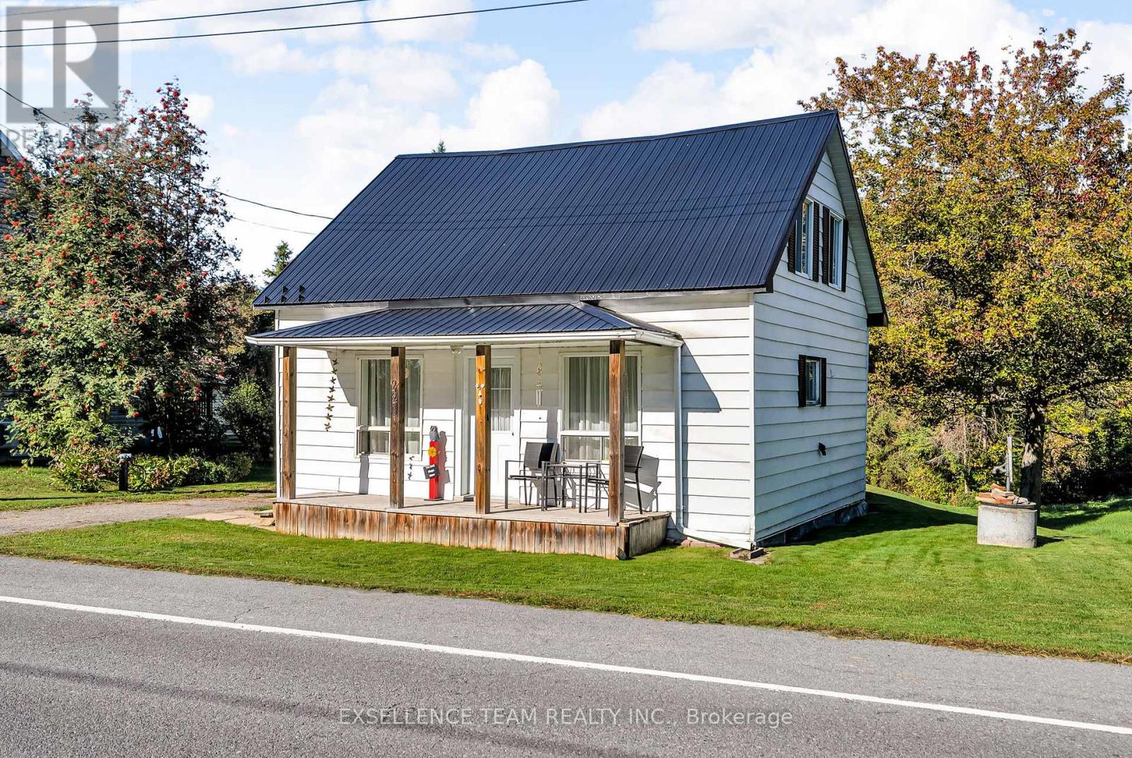 226 St Bernardin Street, The Nation, Ontario  K0B 1R0 - Photo 3 - X12444865