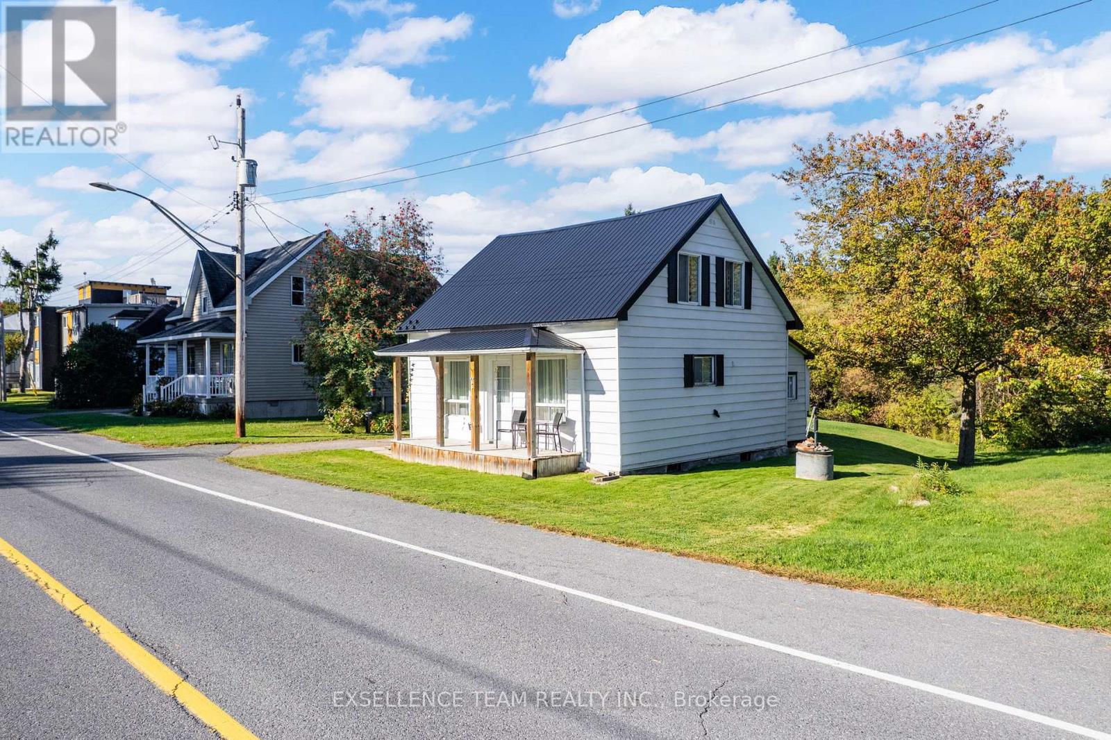 226 St Bernardin Street, The Nation, Ontario  K0B 1R0 - Photo 4 - X12444865
