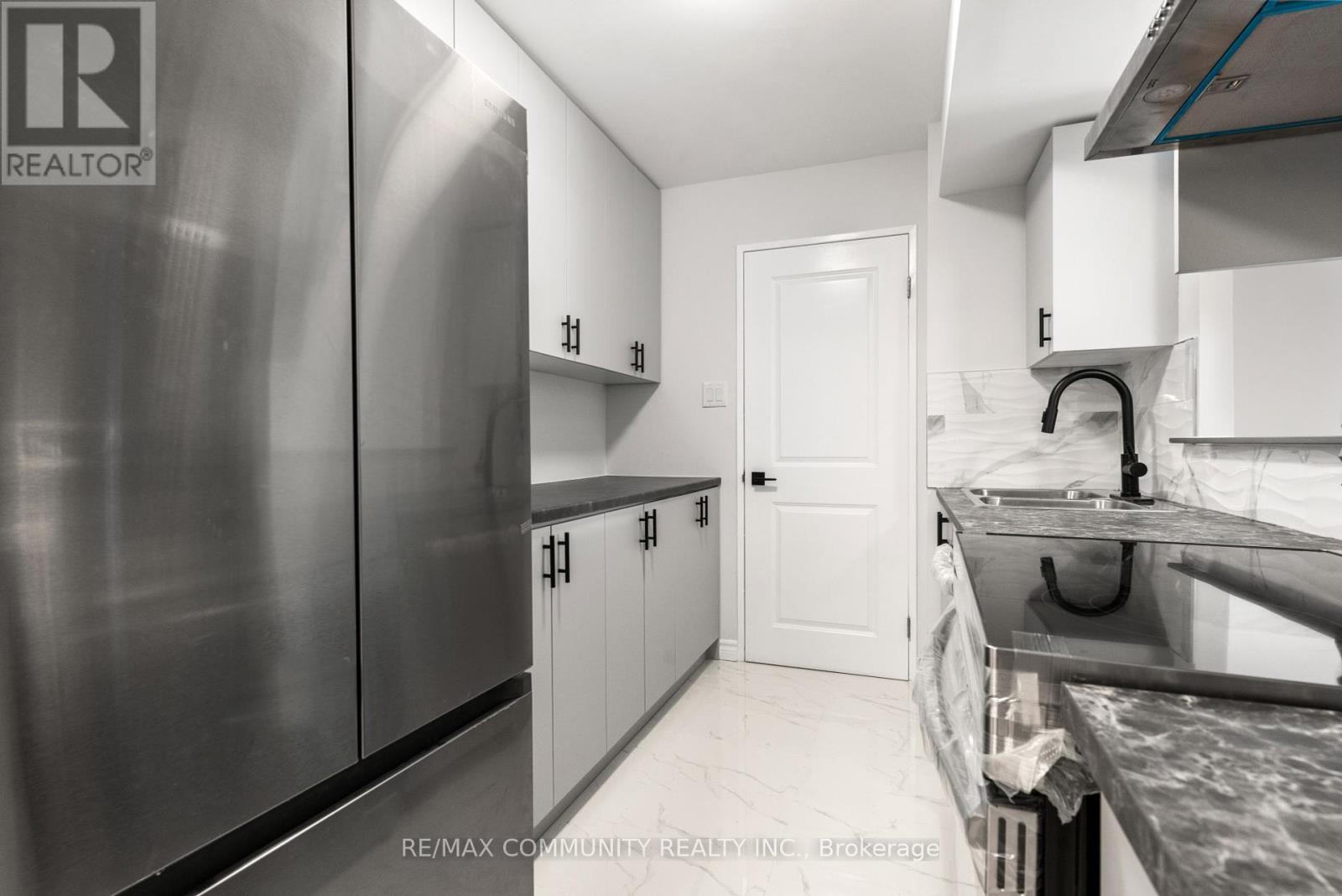501 - 330 Mccowan Road, Toronto (Eglinton East), Ontario  M1J 3N3 - Photo 19 - E12444859