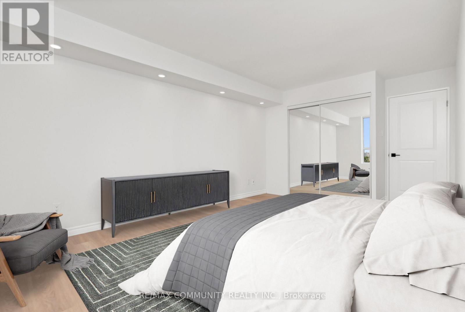501 - 330 Mccowan Road, Toronto (Eglinton East), Ontario  M1J 3N3 - Photo 5 - E12444859