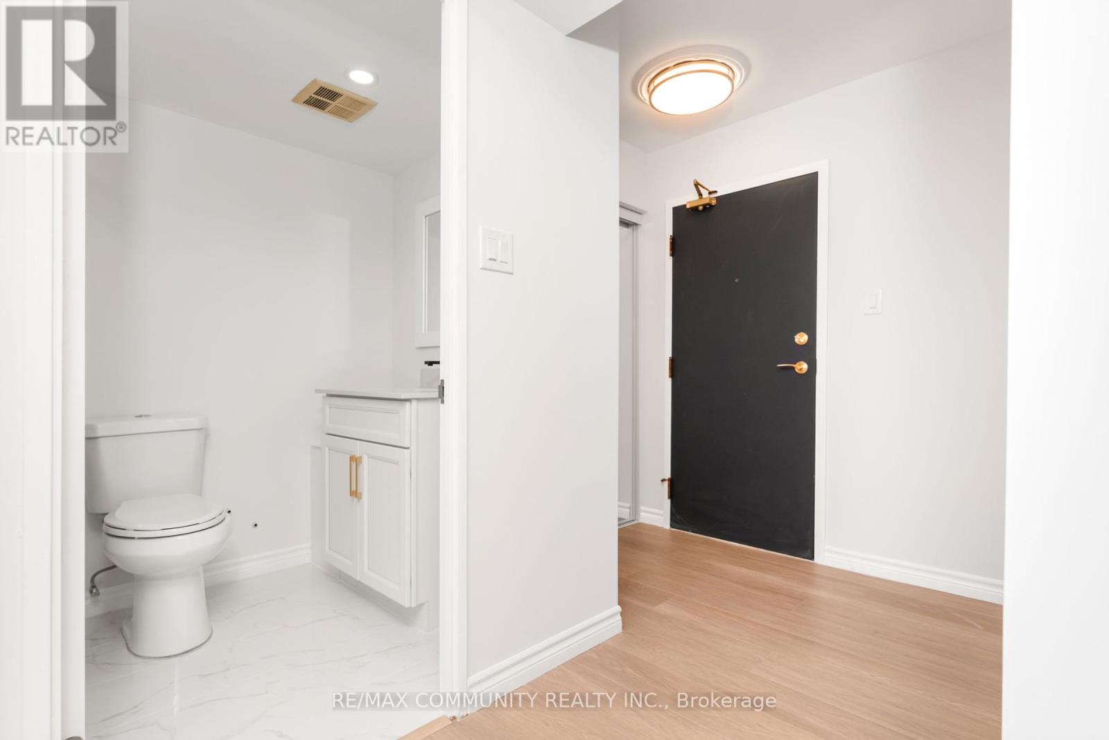 501 - 330 Mccowan Road, Toronto (Eglinton East), Ontario  M1J 3N3 - Photo 9 - E12444859