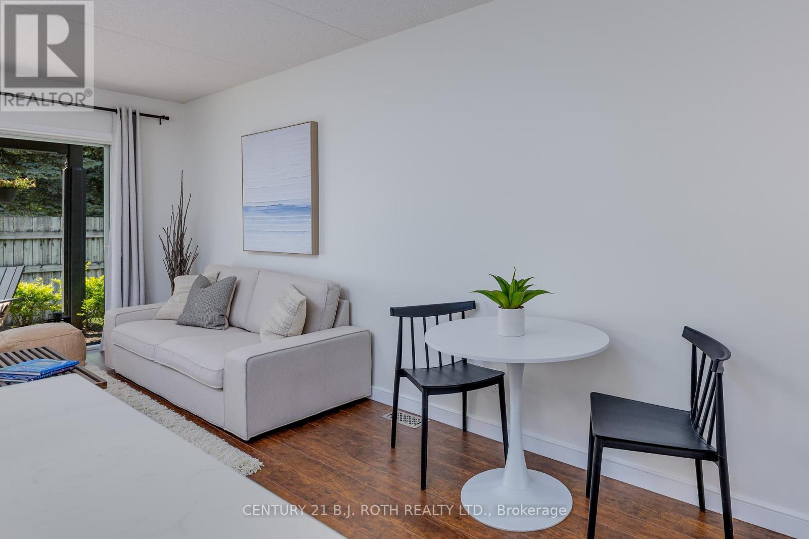 288 Mariners Way, Collingwood, Ontario  L9Y 5C7 - Photo 11 - S12444863