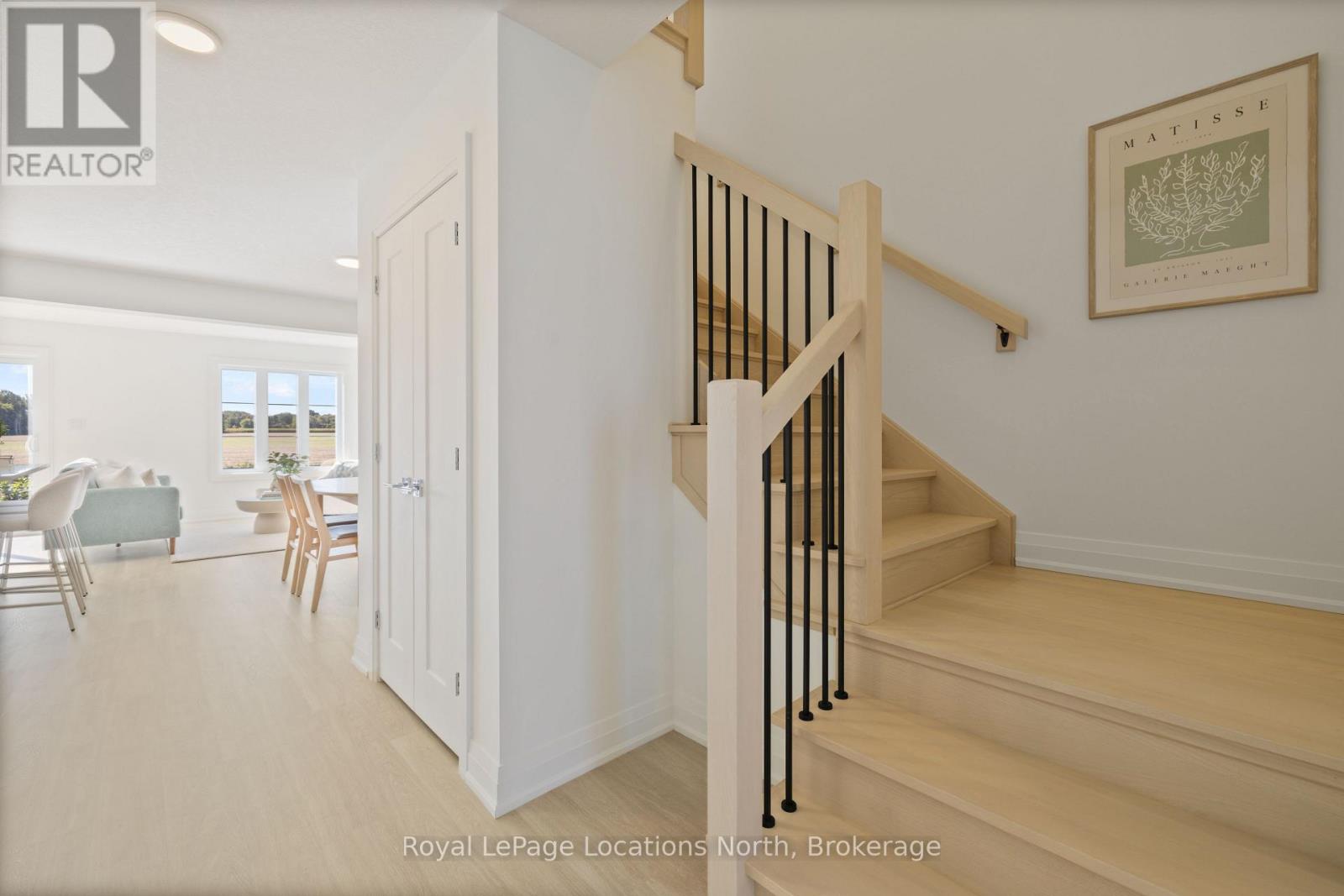 30 Swain Crescent, Collingwood, Ontario  L9Y 2L3 - Photo 8 - S12444873