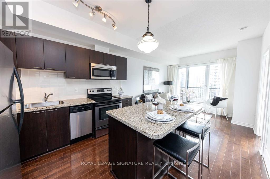 1507 - 385 Prince Of Wales Drive, Mississauga, Ontario  L5B 0C6 - Photo 3 - W12441340
