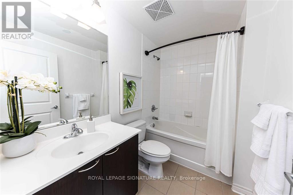 1507 - 385 Prince Of Wales Drive, Mississauga, Ontario  L5B 0C6 - Photo 7 - W12441340