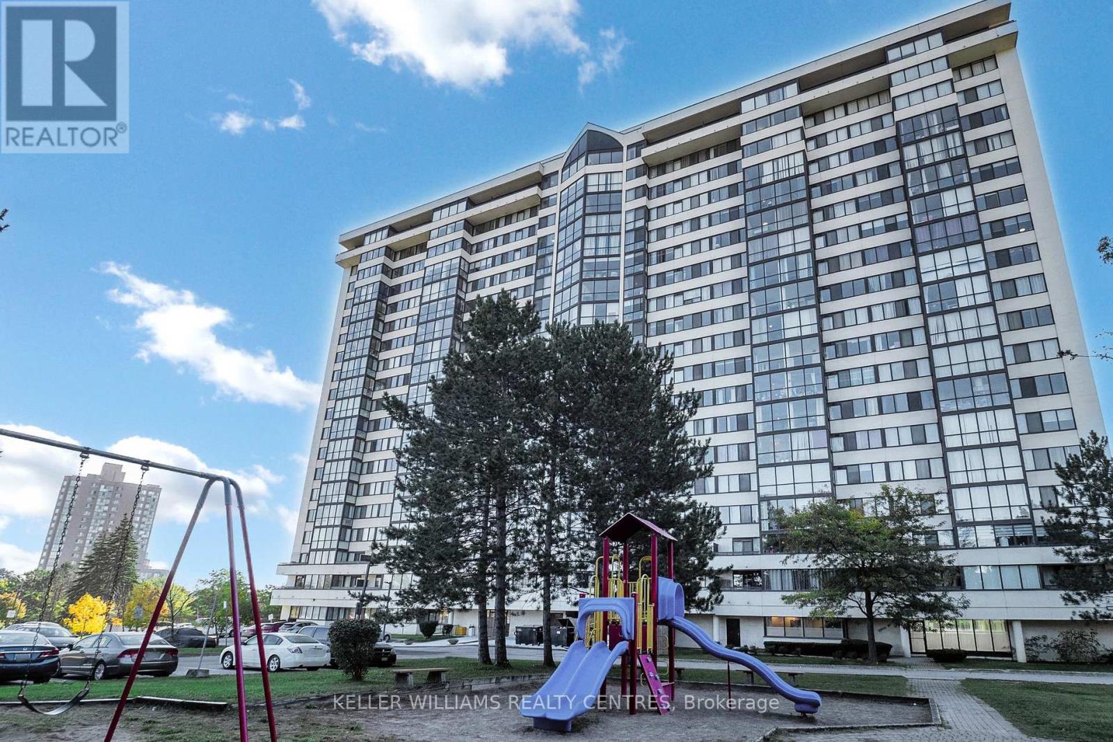 1208 - 10 MARKBROOK LANE, Toronto, Ontario