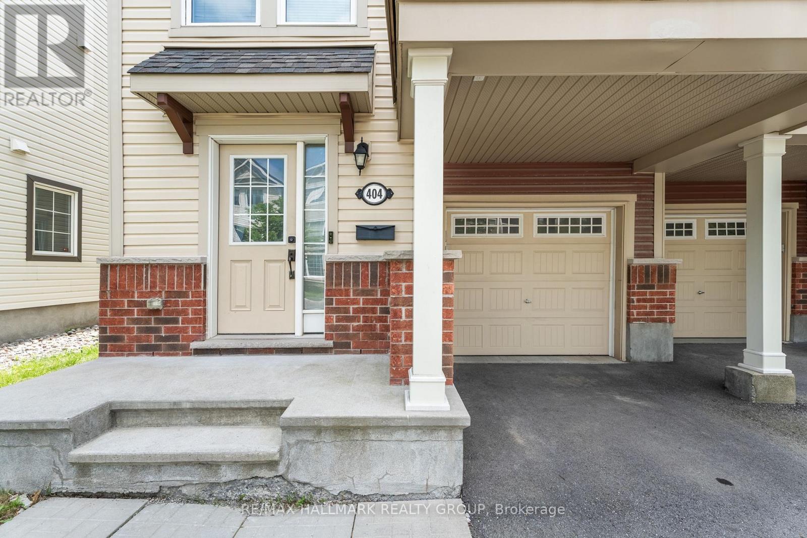 404 Rosingdale Street, Ottawa, Ontario  K2R 1G9 - Photo 4 - X12444872