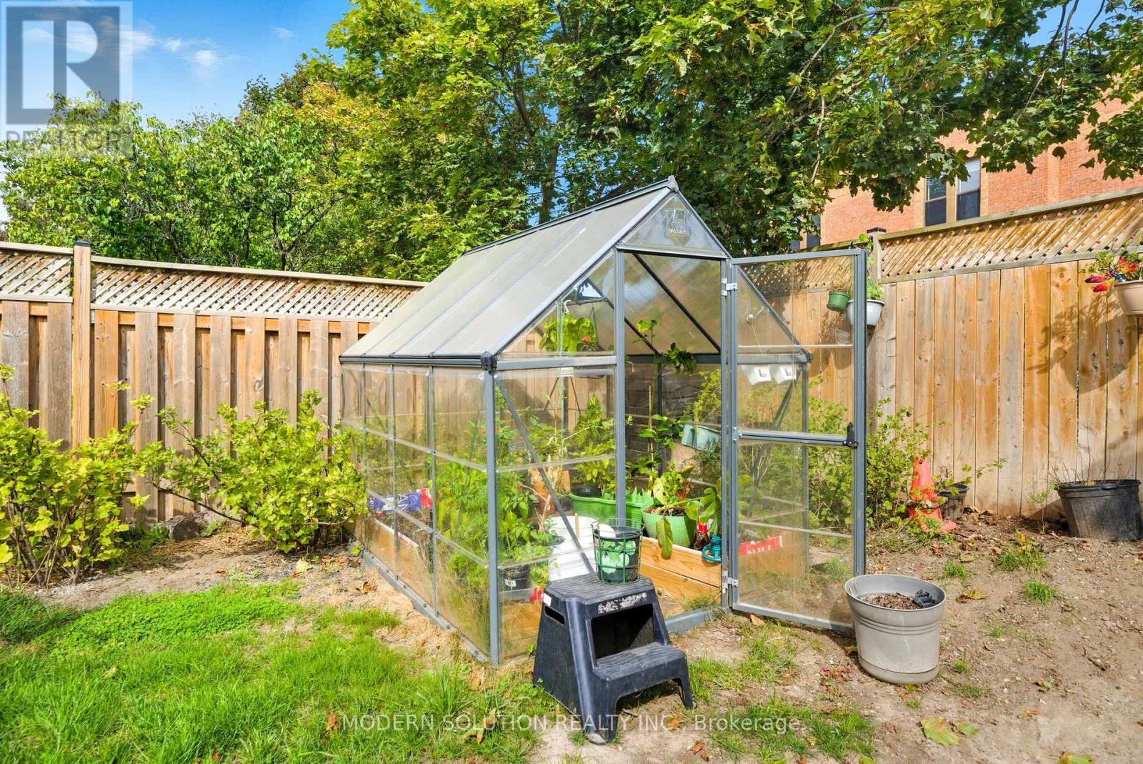 5 Woodlawn Court, Whitby, Ontario  L1N 6R4 - Photo 33 - E12444616