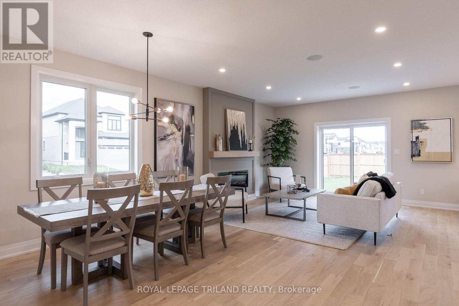 31 Allister Drive, Middlesex Centre, Ontario  N0L 1R0 - Photo 4 - X12442946