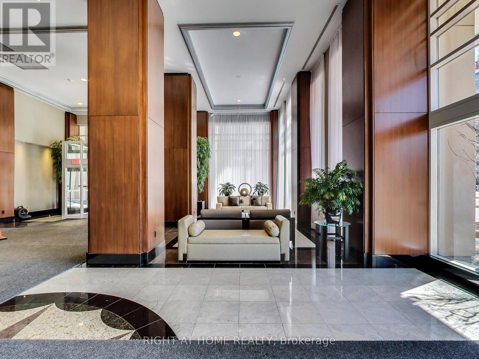 518 - 628 Fleet Street, Toronto, Ontario  M5V 1A8 - Photo 13 - C12444878