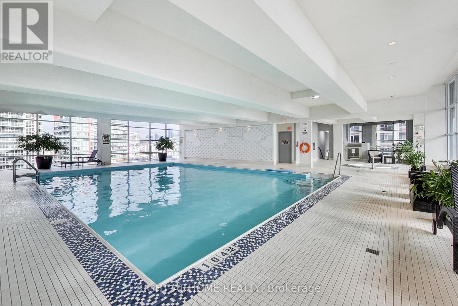 518 - 628 Fleet Street, Toronto, Ontario  M5V 1A8 - Photo 14 - C12444878