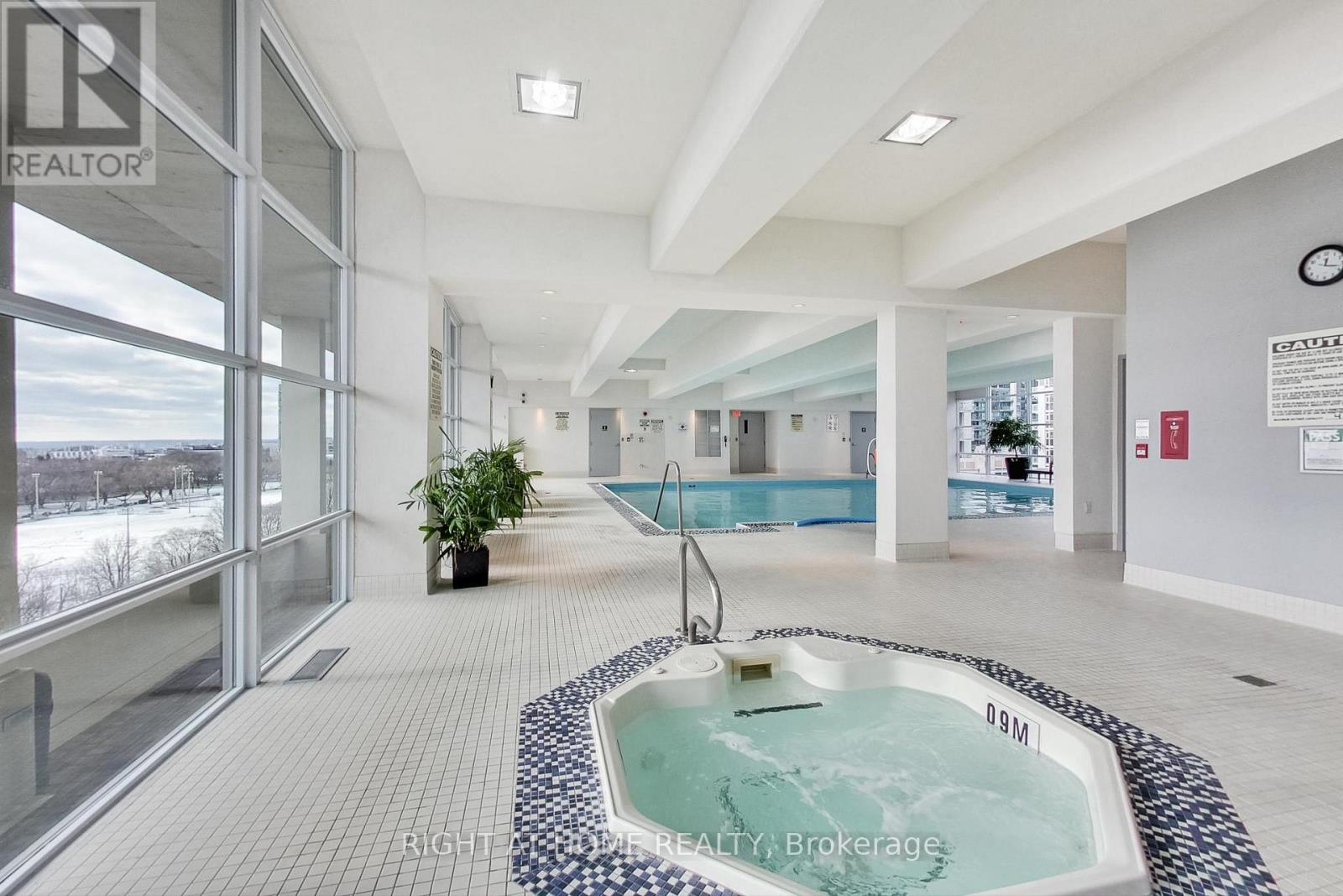 518 - 628 Fleet Street, Toronto, Ontario  M5V 1A8 - Photo 15 - C12444878