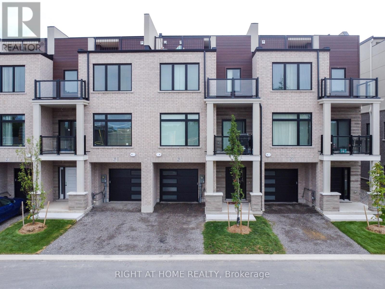 19 - 292 VINE STREET, St. Catharines, Ontario
