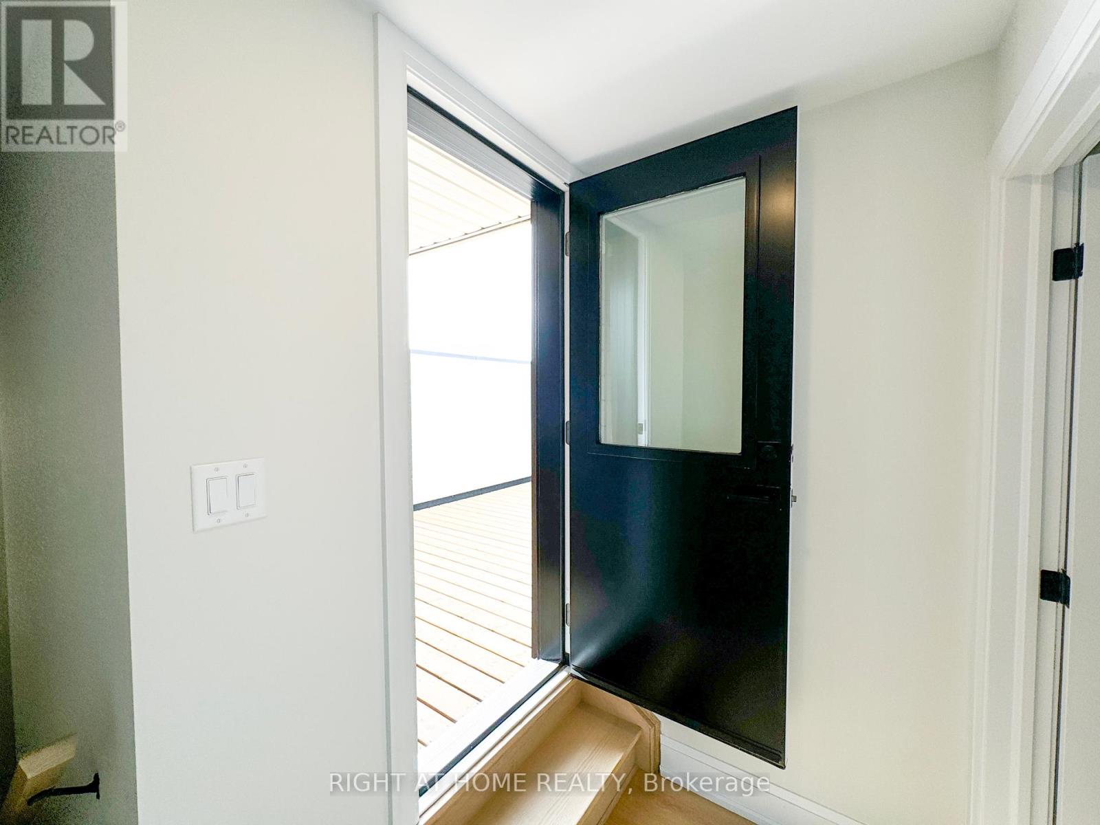 19 - 292 Vine Street, St. Catharines, Ontario  L2M 4T3 - Photo 18 - X12444877