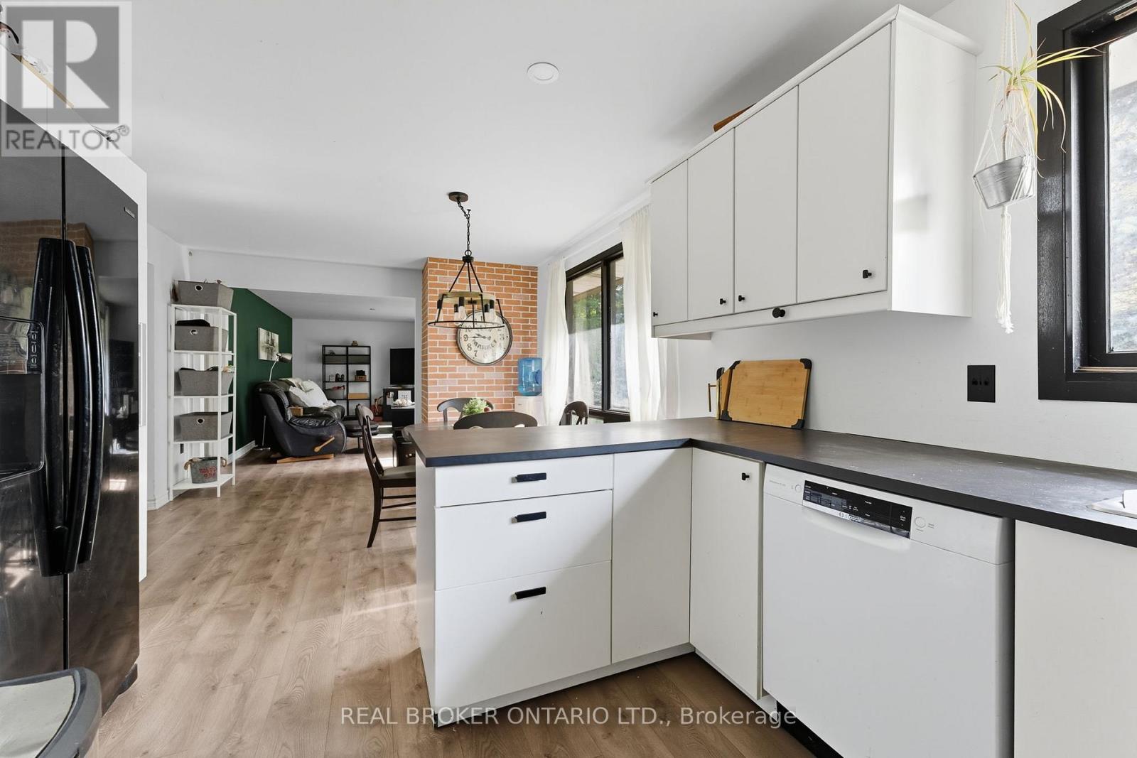 2627 Donnelly Drive, Ottawa, Ontario  K0G 1J0 - Photo 11 - X12444890