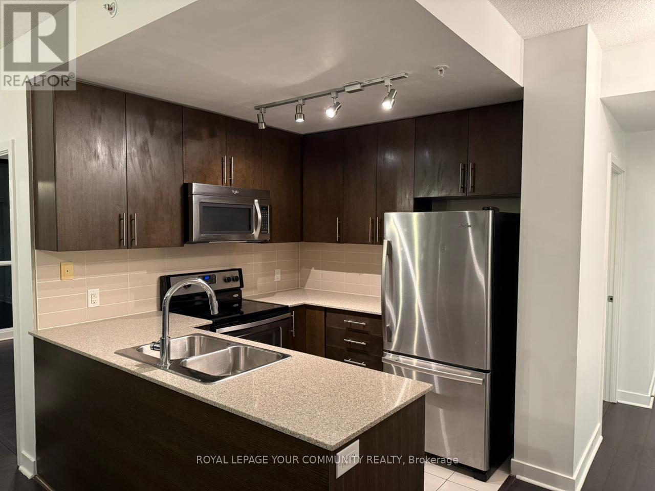 1702 - 3985 Grand Park Drive, Mississauga, Ontario  L5B 0H8 - Photo 8 - W12444439