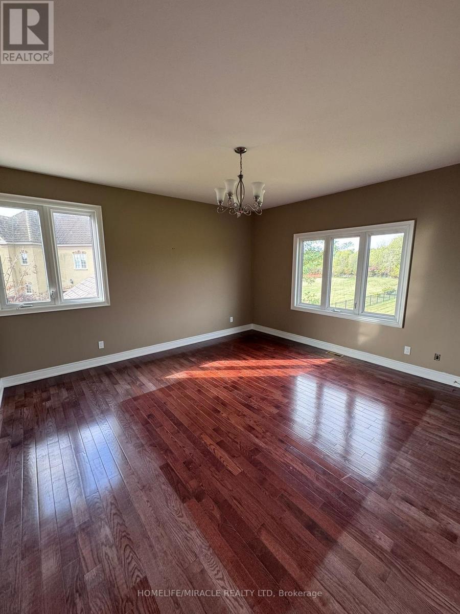 11257 Niagara Parkway, Niagara Falls, Ontario  L2E 6S6 - Photo 10 - X12443840