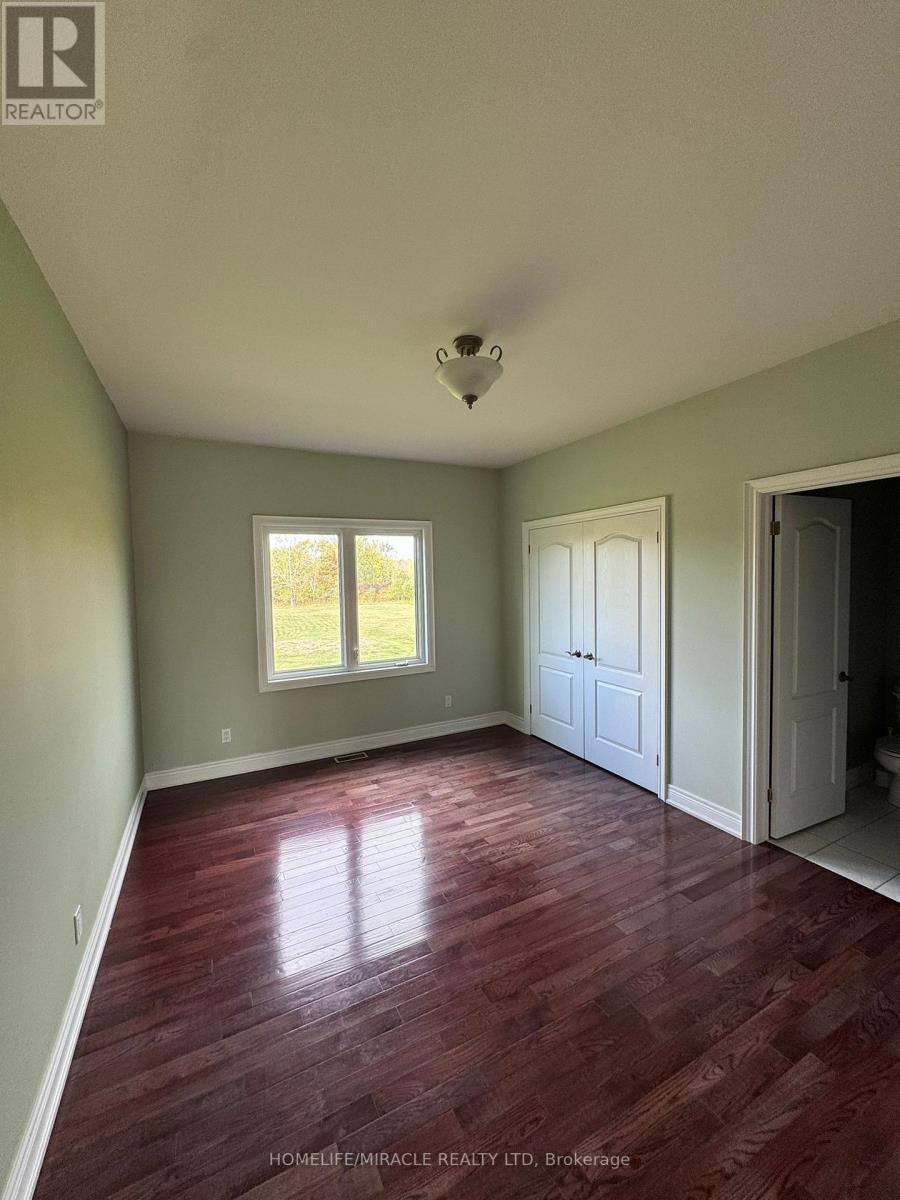 11257 Niagara Parkway, Niagara Falls, Ontario  L2E 6S6 - Photo 18 - X12443840