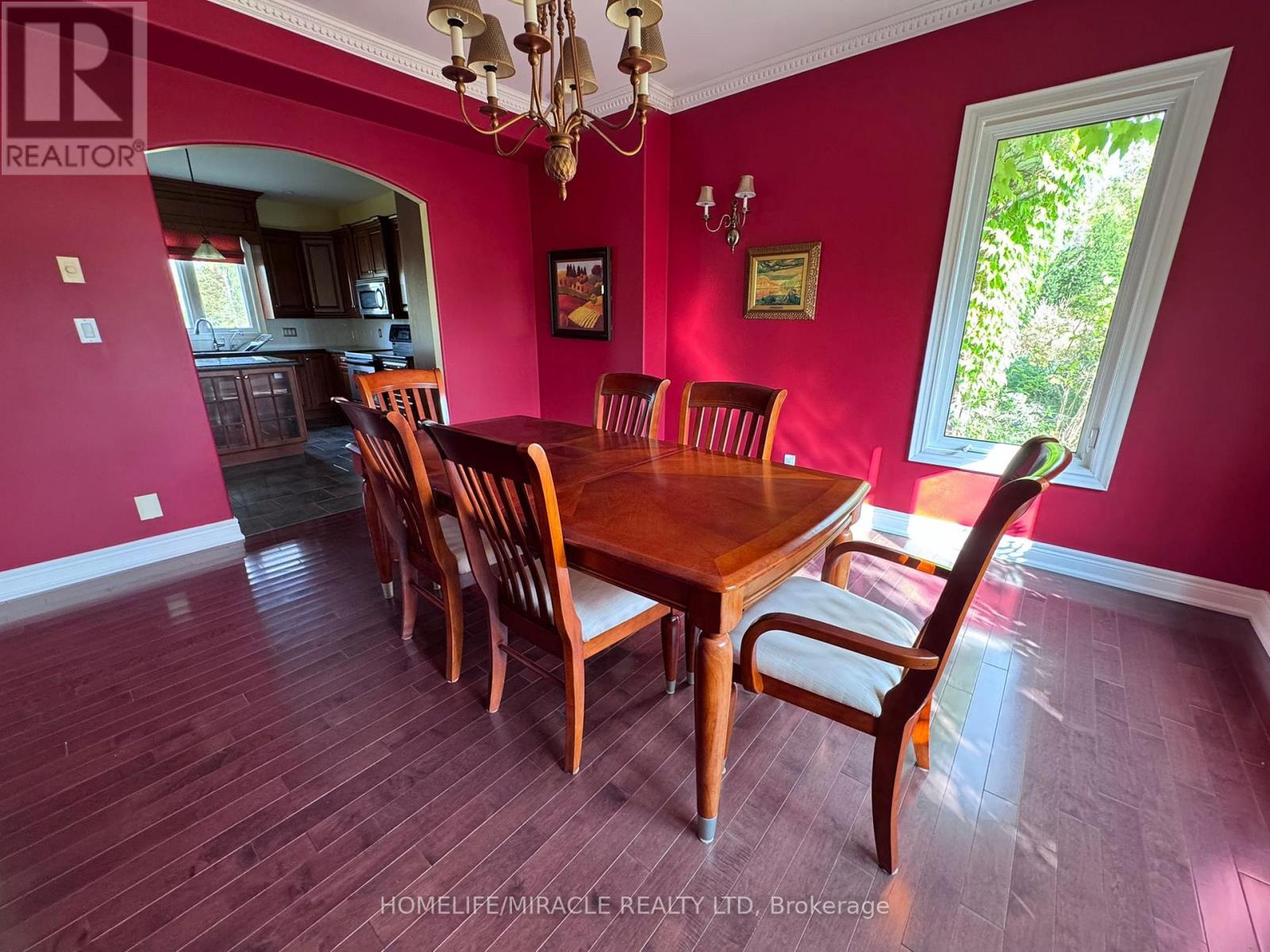 11257 Niagara Parkway, Niagara Falls, Ontario  L2E 6S6 - Photo 14 - X12443840