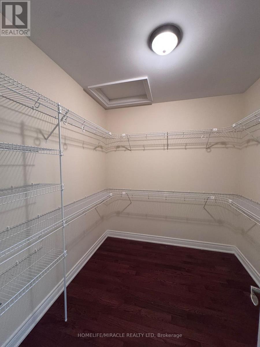 11257 Niagara Parkway, Niagara Falls, Ontario  L2E 6S6 - Photo 22 - X12443840