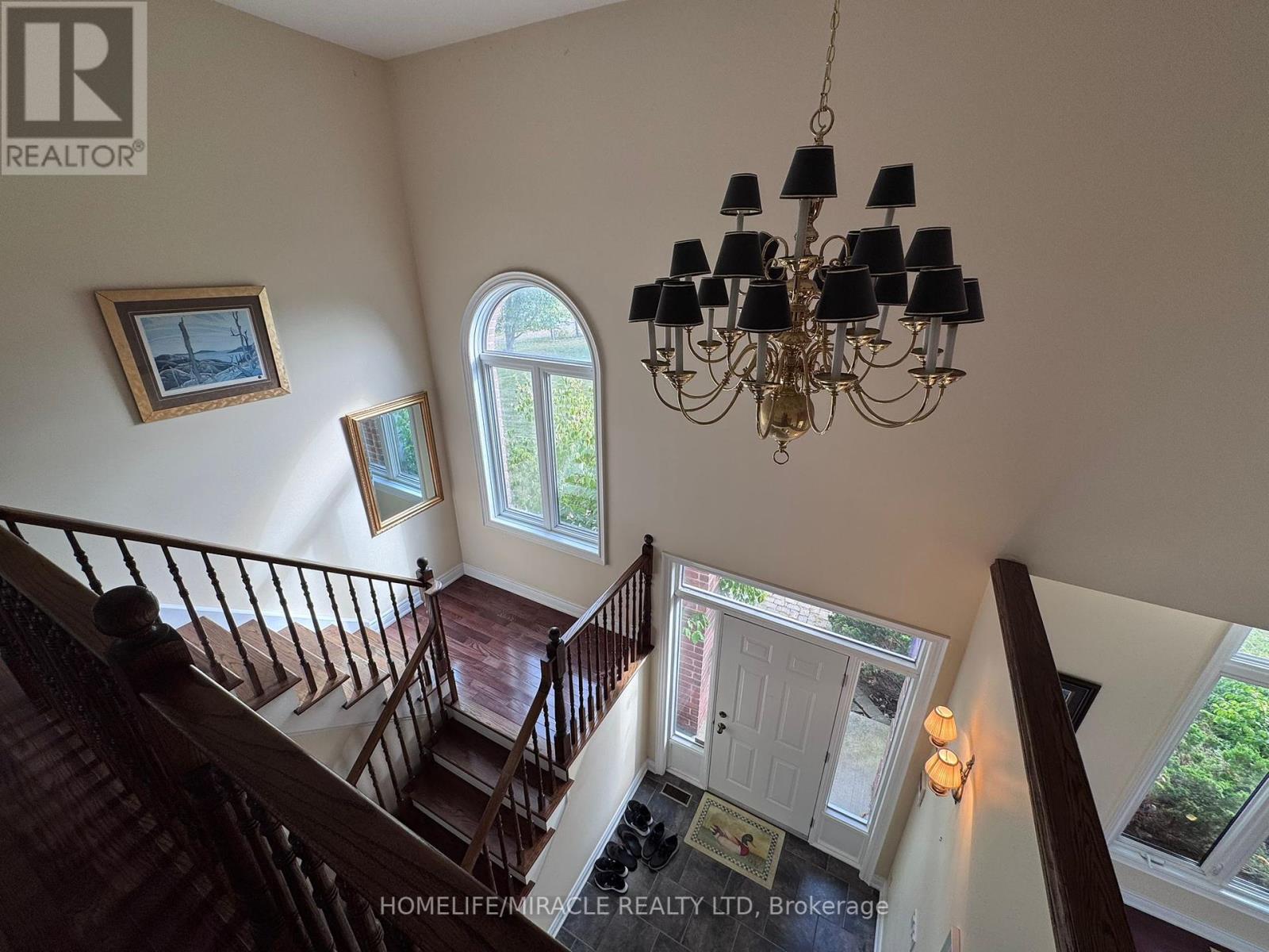 11257 Niagara Parkway, Niagara Falls, Ontario  L2E 6S6 - Photo 9 - X12443840