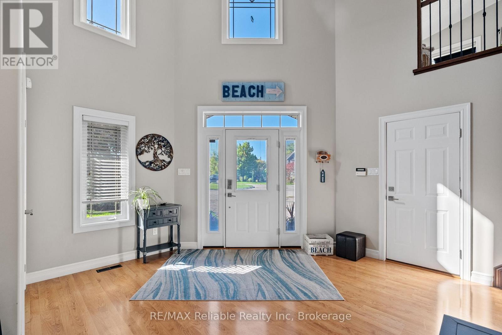 17 Harbour Court, Bluewater, Ontario  N0M 1G0 - Photo 10 - X12439193