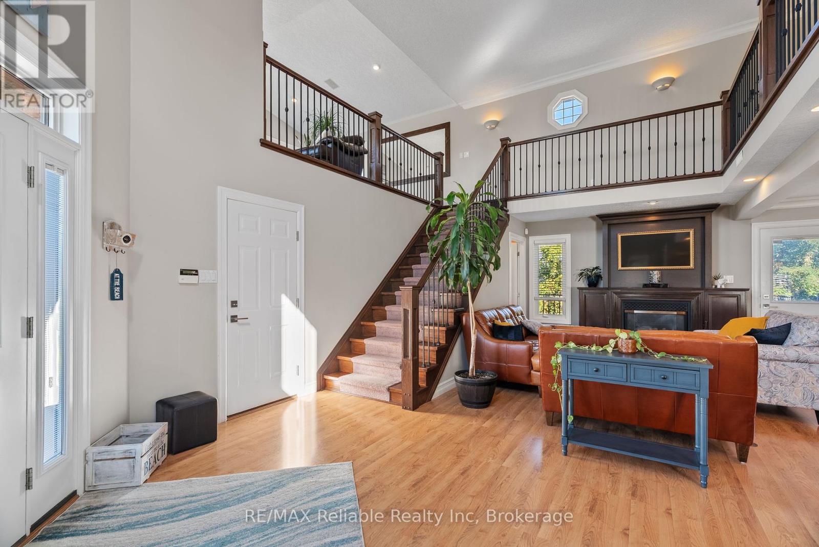 17 Harbour Court, Bluewater, Ontario  N0M 1G0 - Photo 11 - X12439193